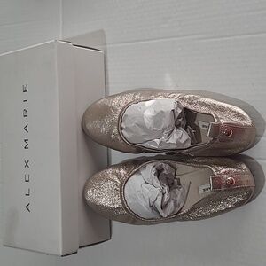Alex Marie Sheridan Flat